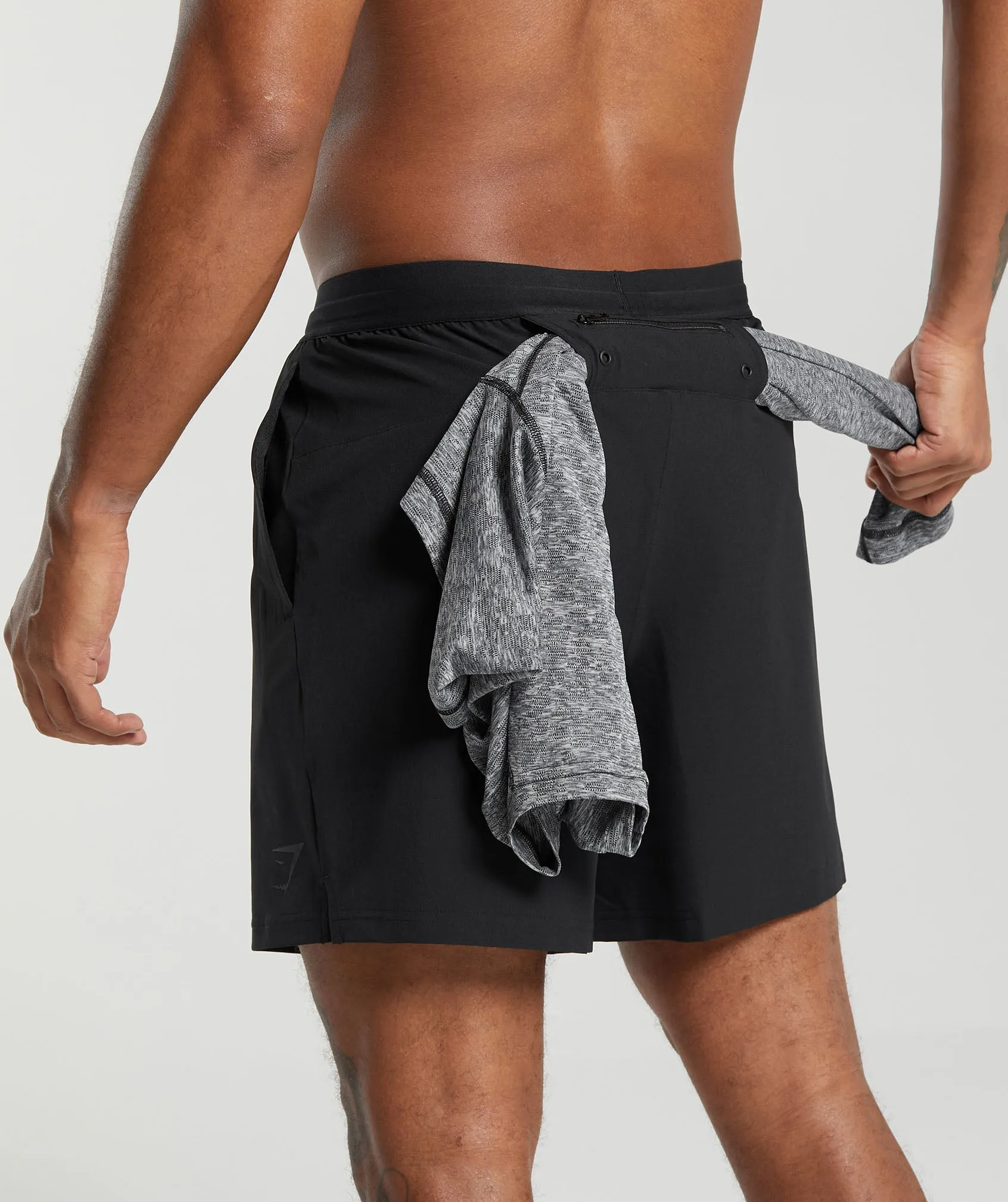 Gymshark Land to Water 6" Shorts - Black
