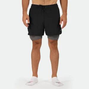 MEN-GO BEYOND-DYNAMIC-2 IN 1 SHORT (BLACK)
