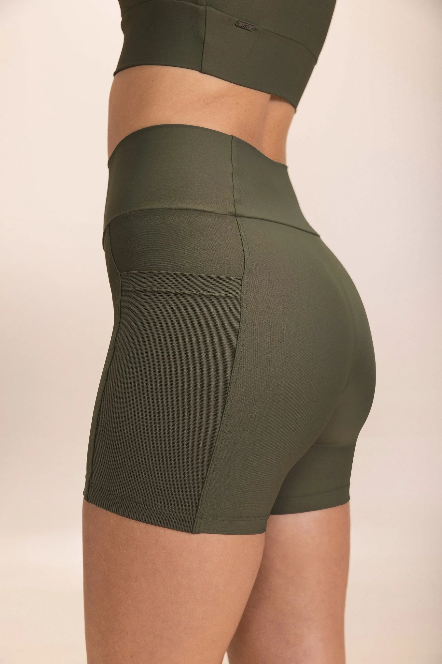 Strong Shorts