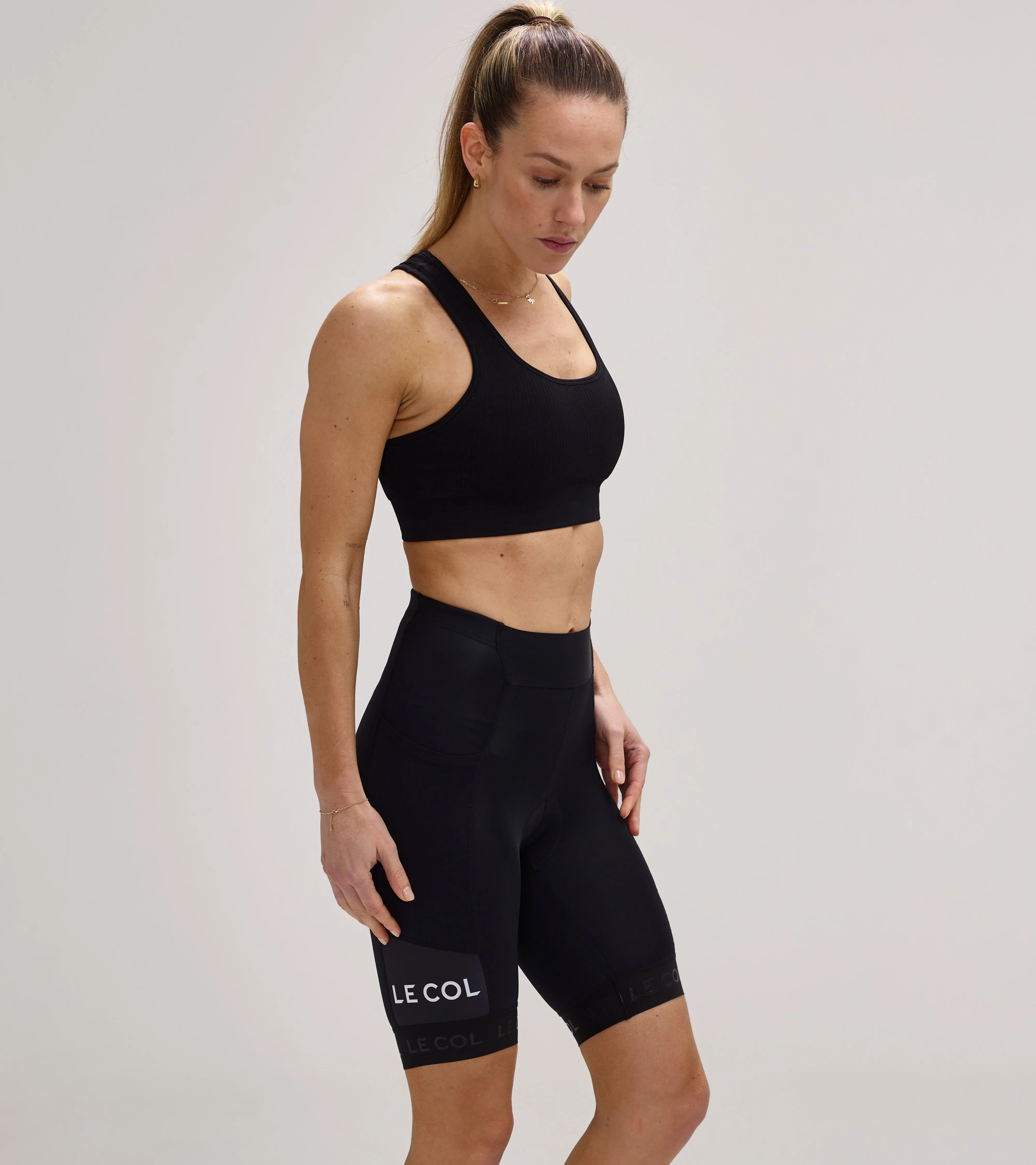 Womens Sport Cargo Waist Shorts